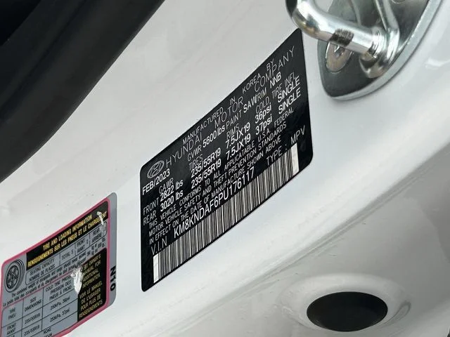 Used 2023 Atlas White Hyundai SEL image 32