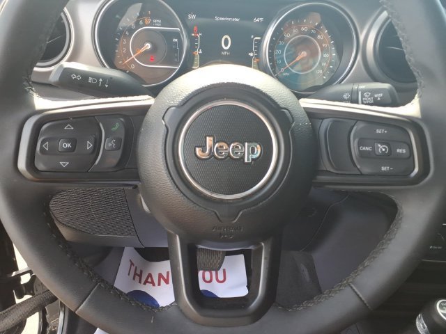 Used 2023  Jeep Sport S image 13