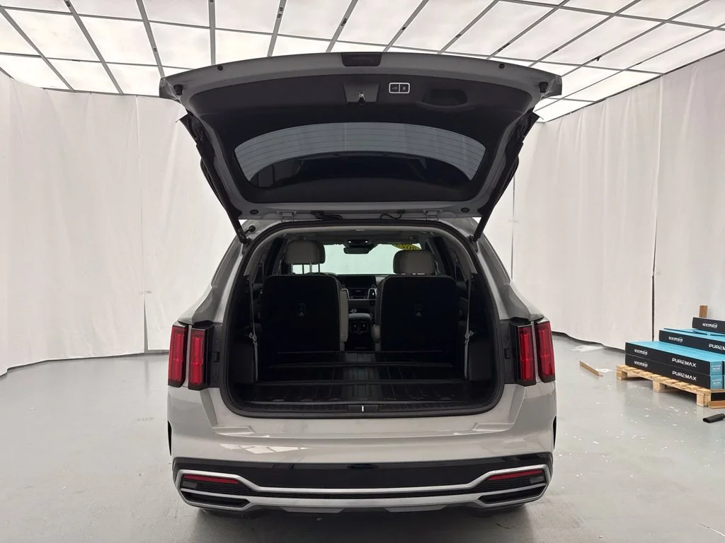 Used 2023 Gray Kia SX image 9