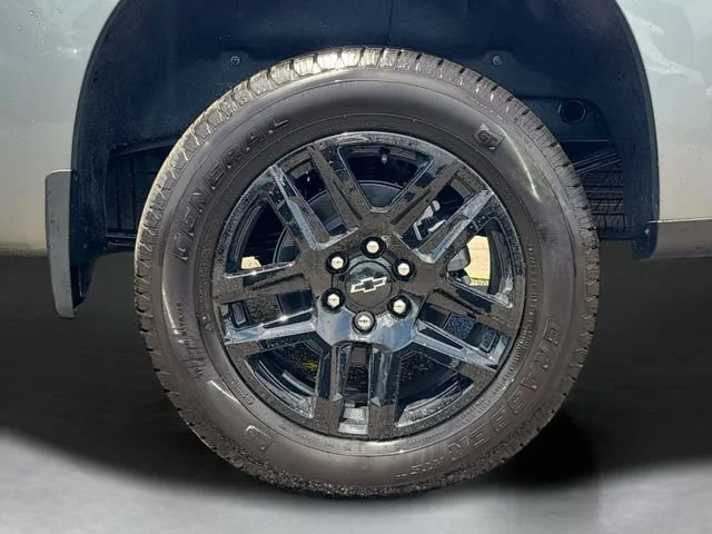 New 2026 Sterling Gray Metallic Chevrolet RST image 33