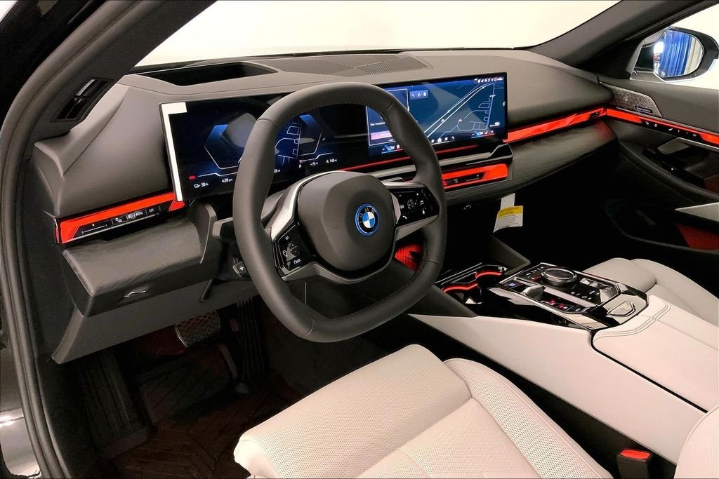 New 2026 Black Sapphire Metallic BMW xDrive40 image 4