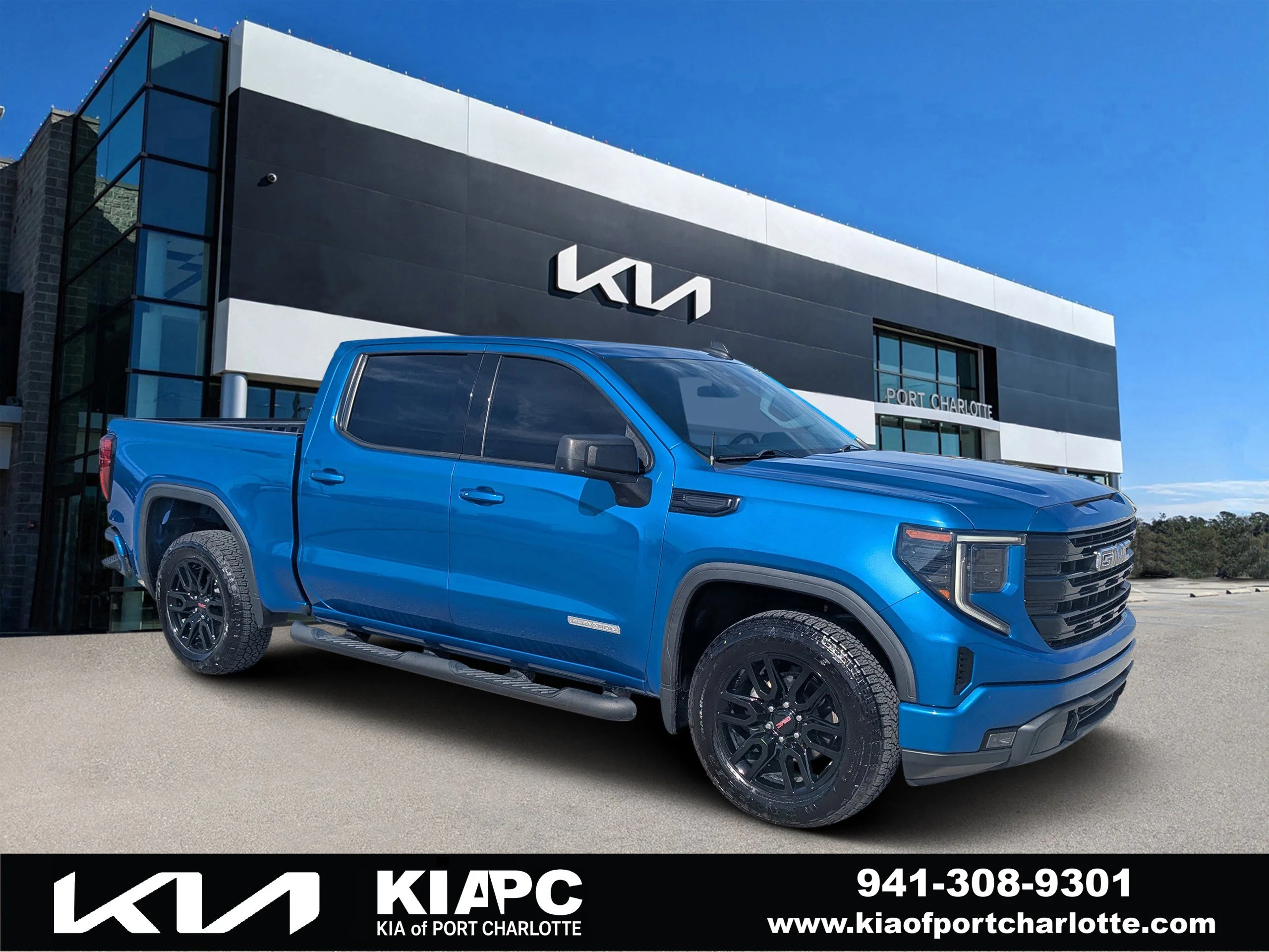 2023 GMC Sierra 2WD Crew Cab Short Box Elevation's photo