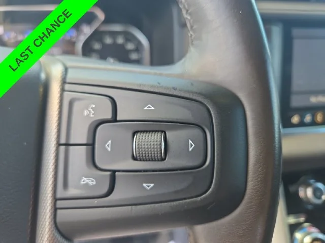 Used 2021 White GMC Denali image 39
