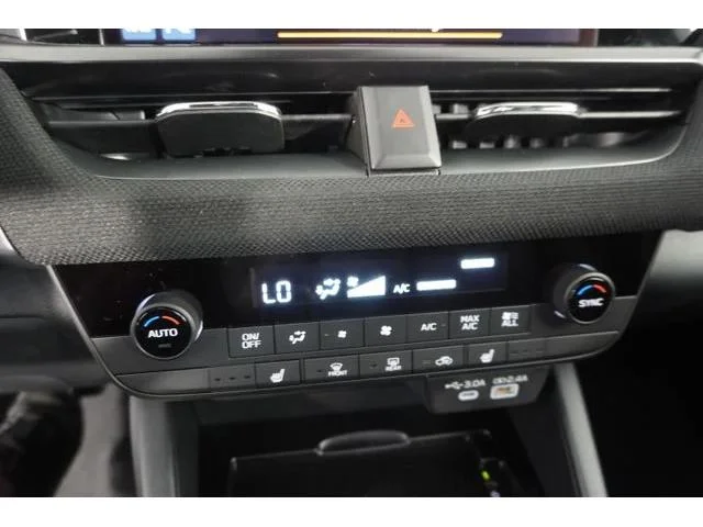 New 2026 ICE SILVER METALLIC Subaru Premium image 18