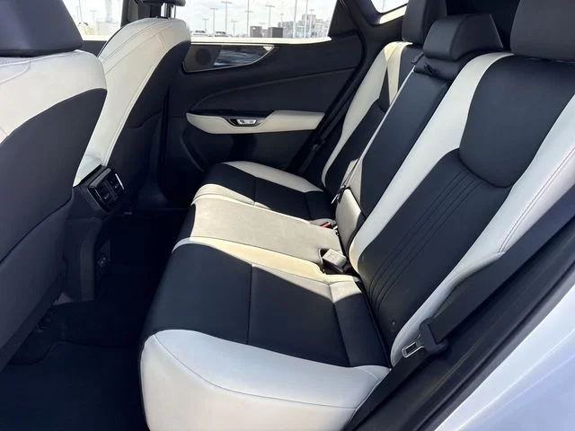 Used 2023 White Lexus 350 Premium image 23