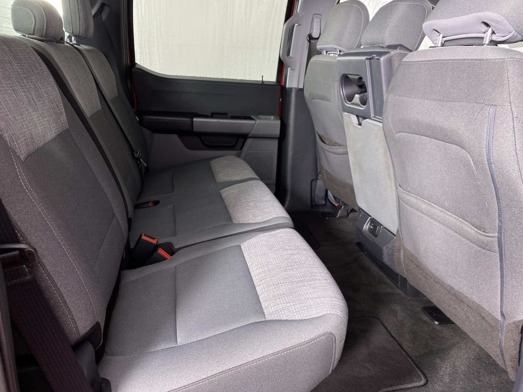 Used 2021 Red Ford XLT image 11