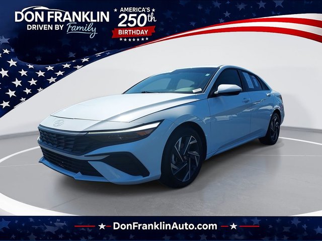 2025 Hyundai Elantra SE