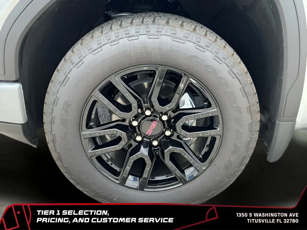 New 2026 Sterling Metallic GMC Elevation image 39