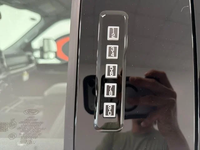 New 2026 Star White Metallic Tri-Coat Ford F-350® Lariat® image 27