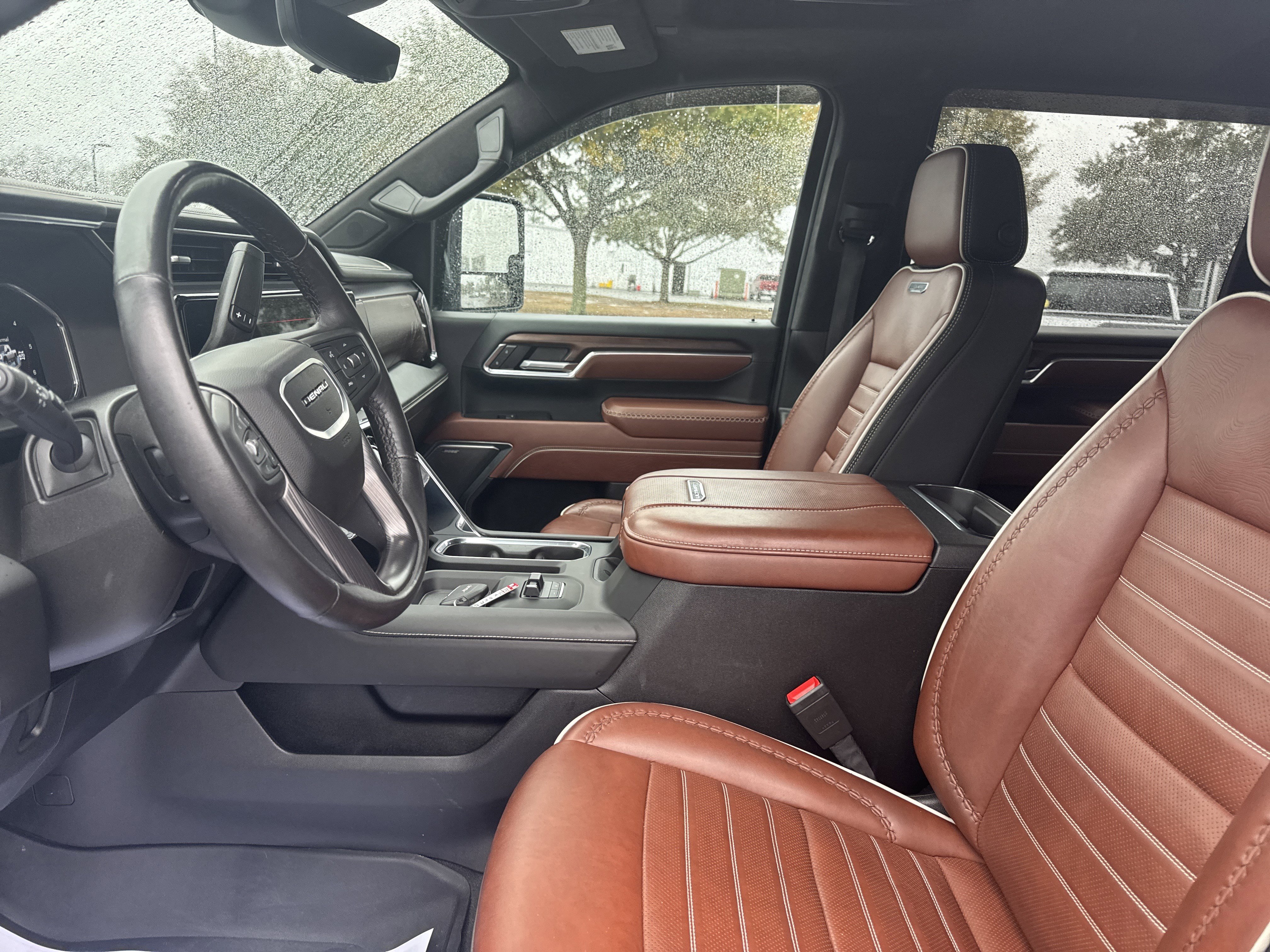 Used 2025 Sterling Metallic GMC Denali Ultimate image 13