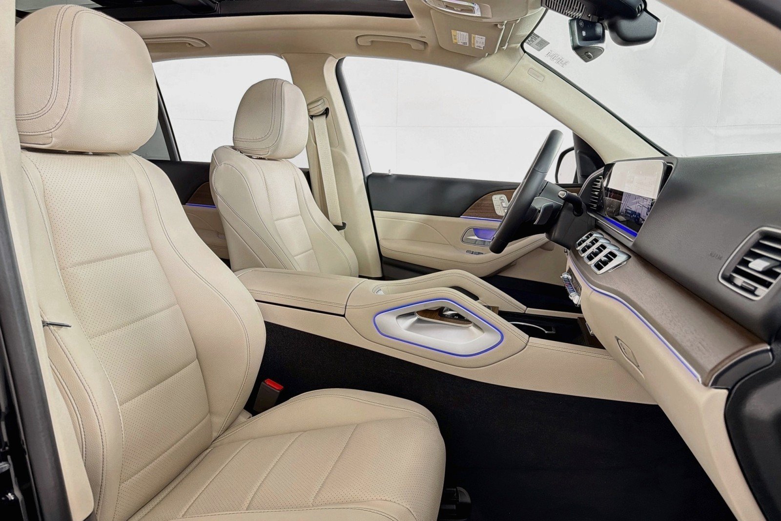 New 2026 Polar White Mercedes-Benz GLE 450 4MATIC® SUV image 6