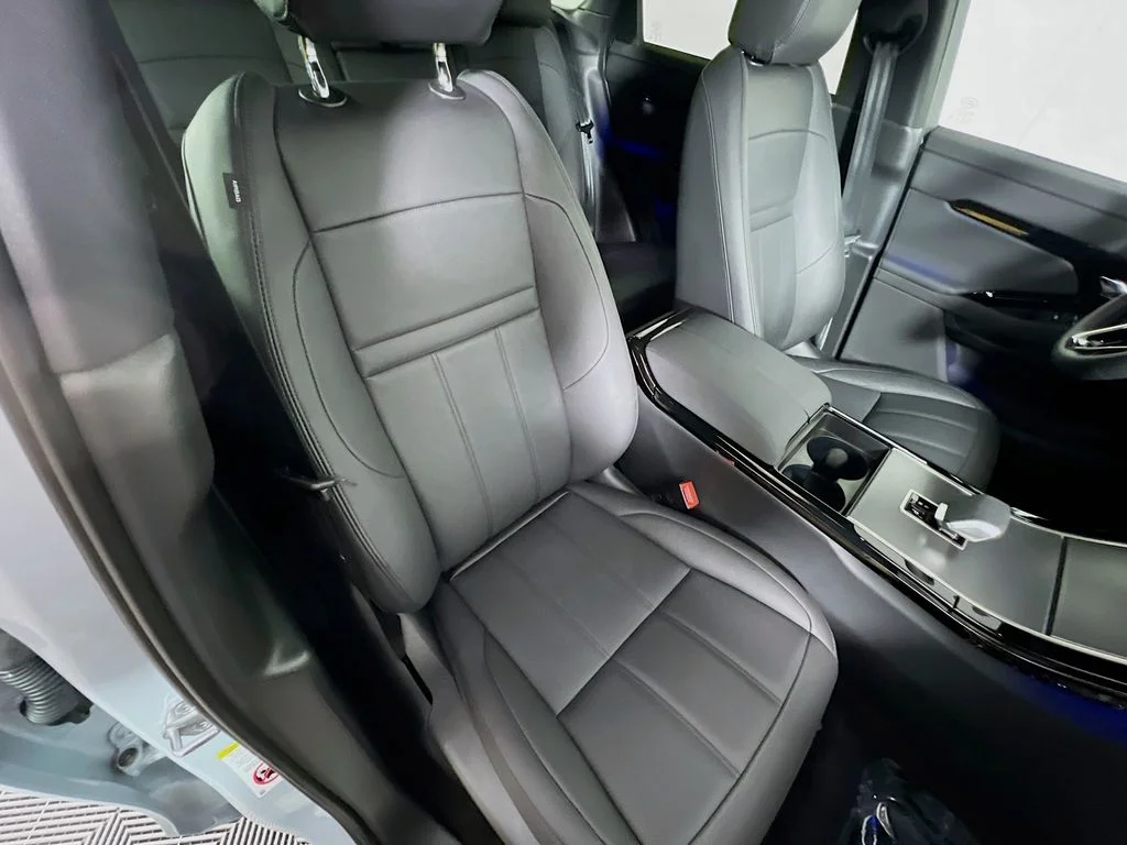 Used 2026 Gray Land Rover S image 30
