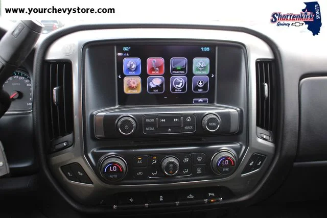 Used 2018 Gray Chevrolet LT image 29