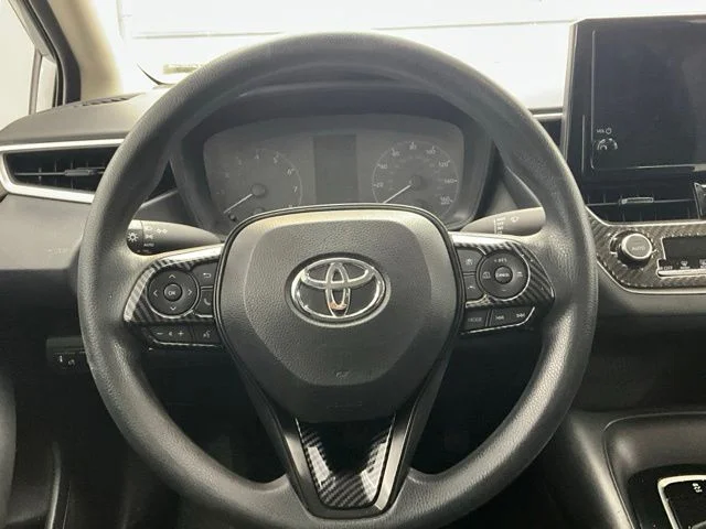 2023 Toyota Corolla LE - Photo 8