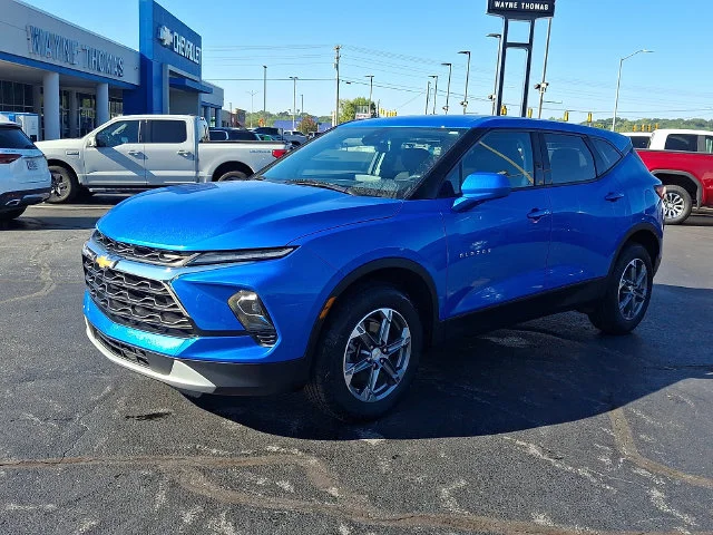 Used 2024 Blue Chevrolet LT image 3