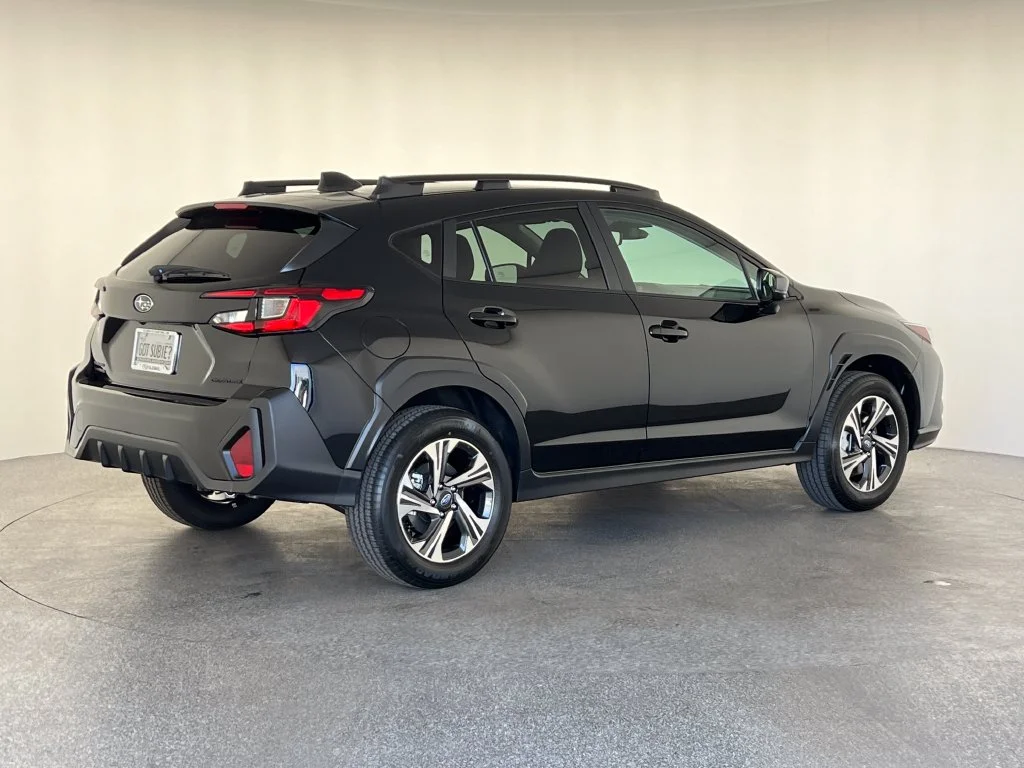 New 2026 CRYSTAL BLACK SILICA Subaru Premium image 4