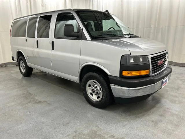 2022 GMC Savana Cargo