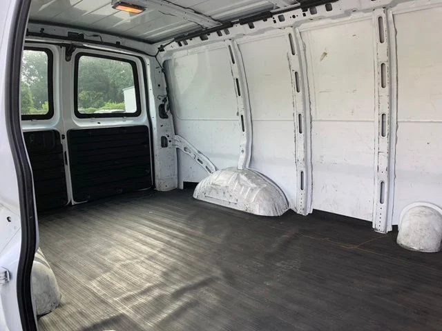 Used 2011 White Chevrolet Work Van image 16