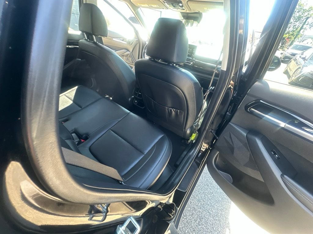 Used 2021 Black Kia EX image 31