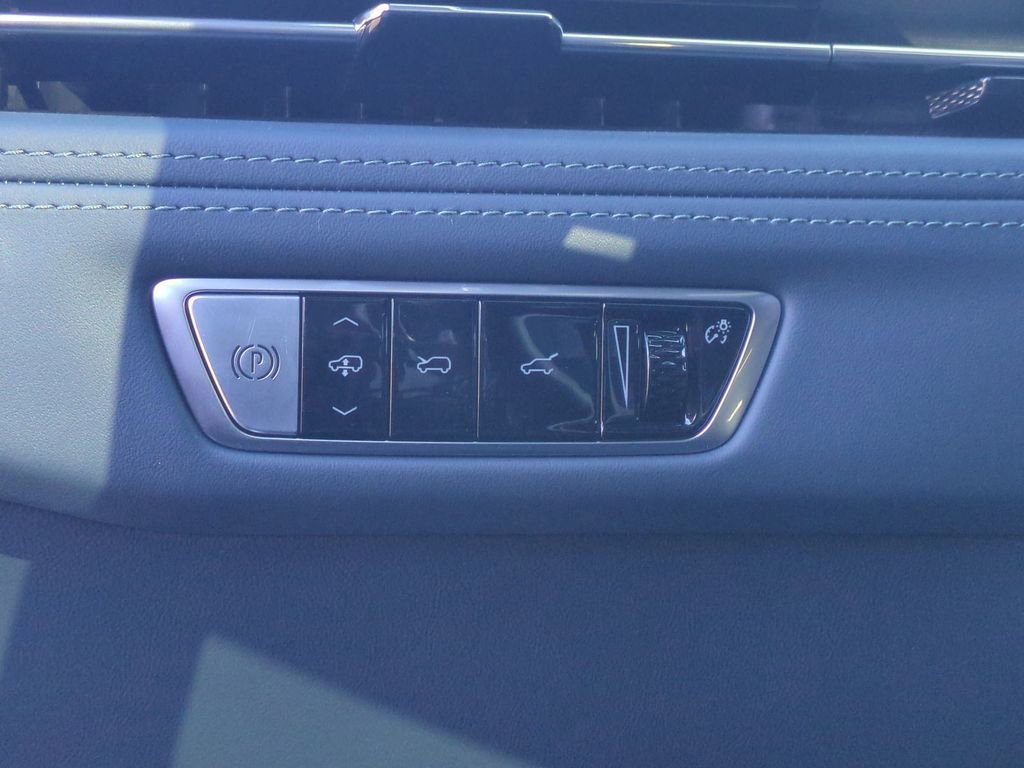 2025 Cadillac Escalade IQ Sport 2 - Photo 25