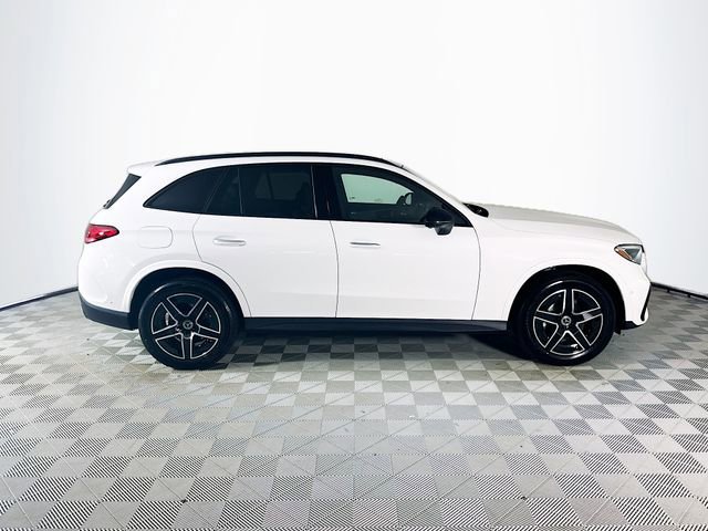 New 2026 Polar White Mercedes-Benz GLC 300 image 39