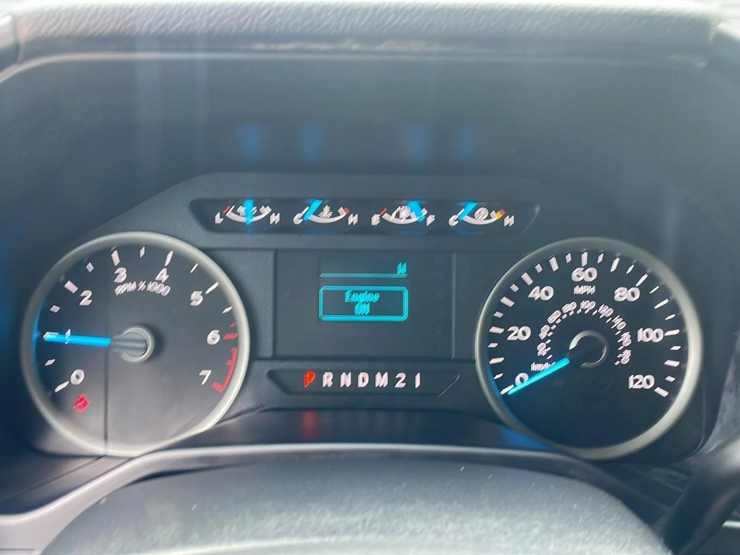 Used 2015 Oxford White Ford XLT image 12