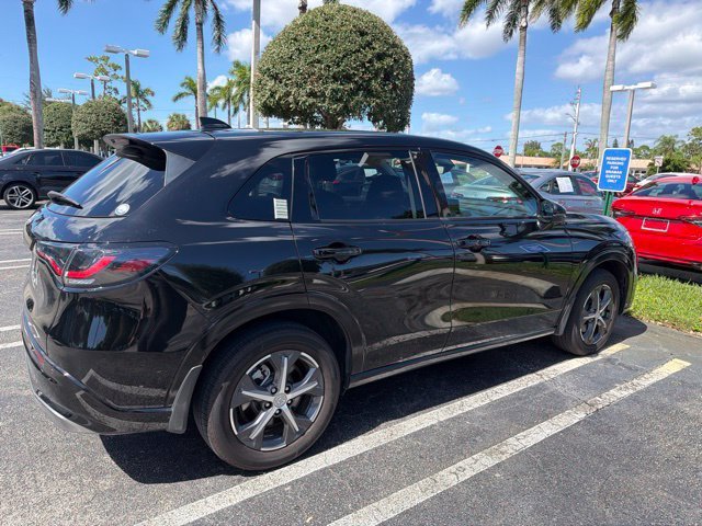 Certified Used 2024  Honda EX-L image 4