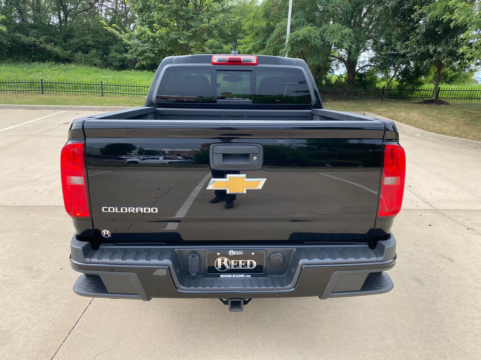 Used 2016 BLACK Chevrolet 4WD Z71 image 4