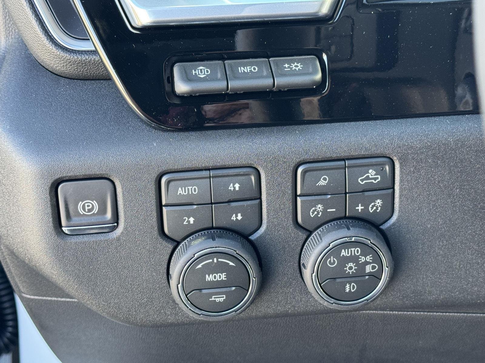 2026 Chevrolet Silverado 1500 High Country - Photo 8