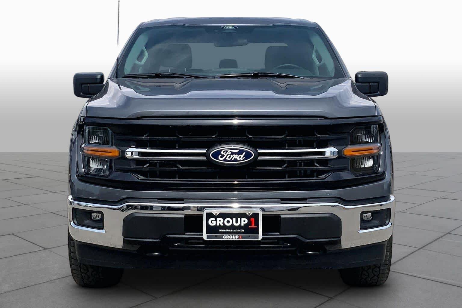 Used 2025 Carbonized Gray Metallic Ford XLT image 4
