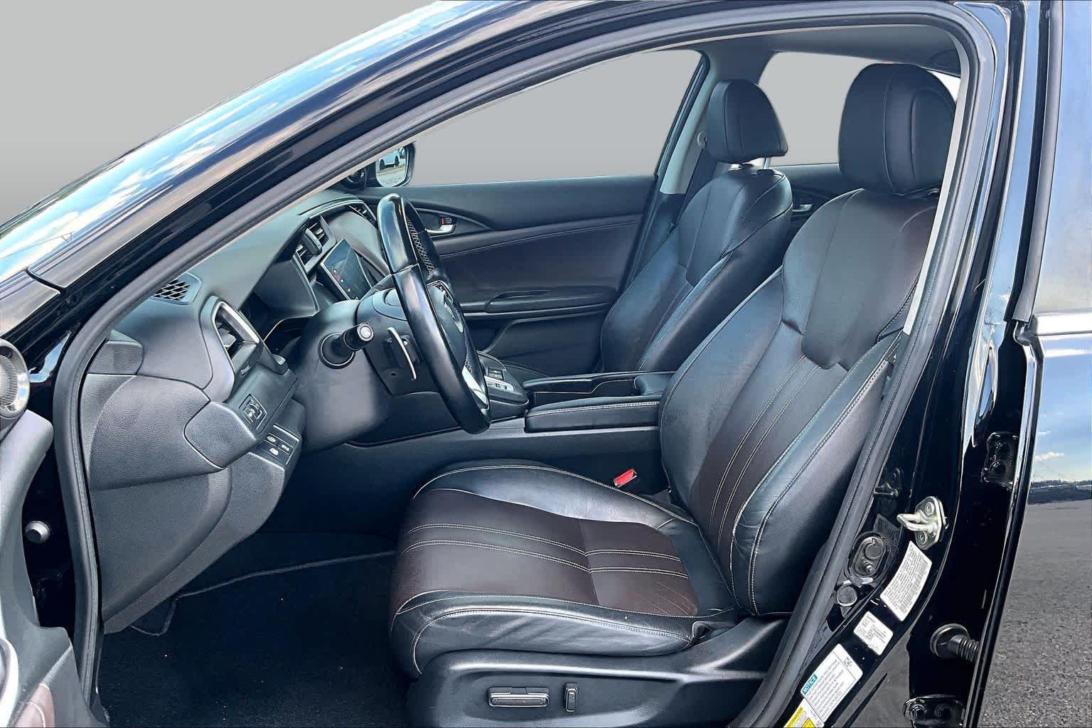 Pre-Owned 2019 Honda Insight Touring