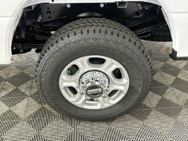 New 2026 White Ford XLT image 21