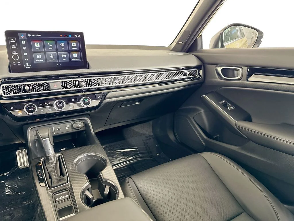 2026 Honda Civic Hatchback Sport Touring - Photo 9