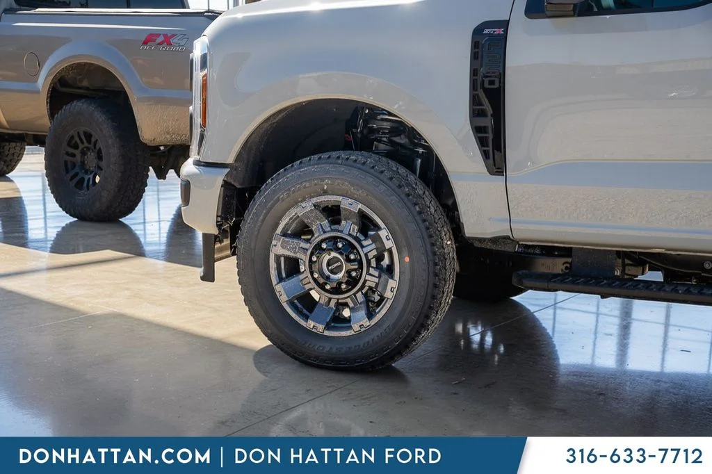 New 2026 Avalanche Ford F-250® XL image 32
