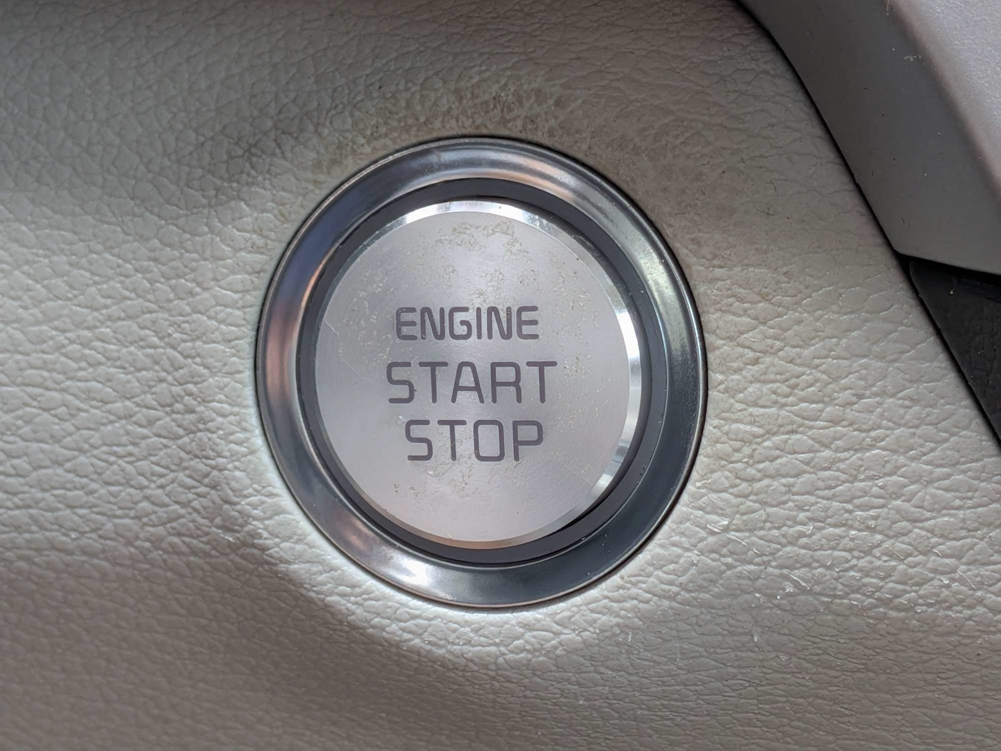 Used 2021 Gravity Grey Kia S image 39