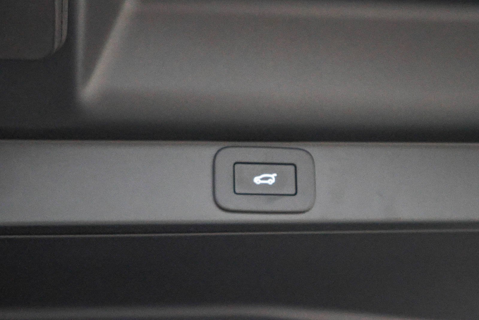 2025 Land Rover Range Rover SE - Photo 36
