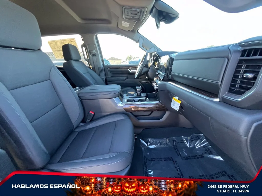 New 2026 Sterling Metallic GMC Elevation image 21