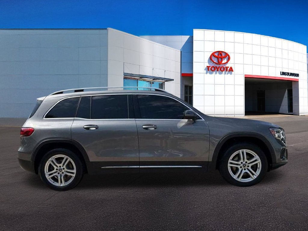 Used 2021 Silver Mercedes-Benz GLB 250 image 11
