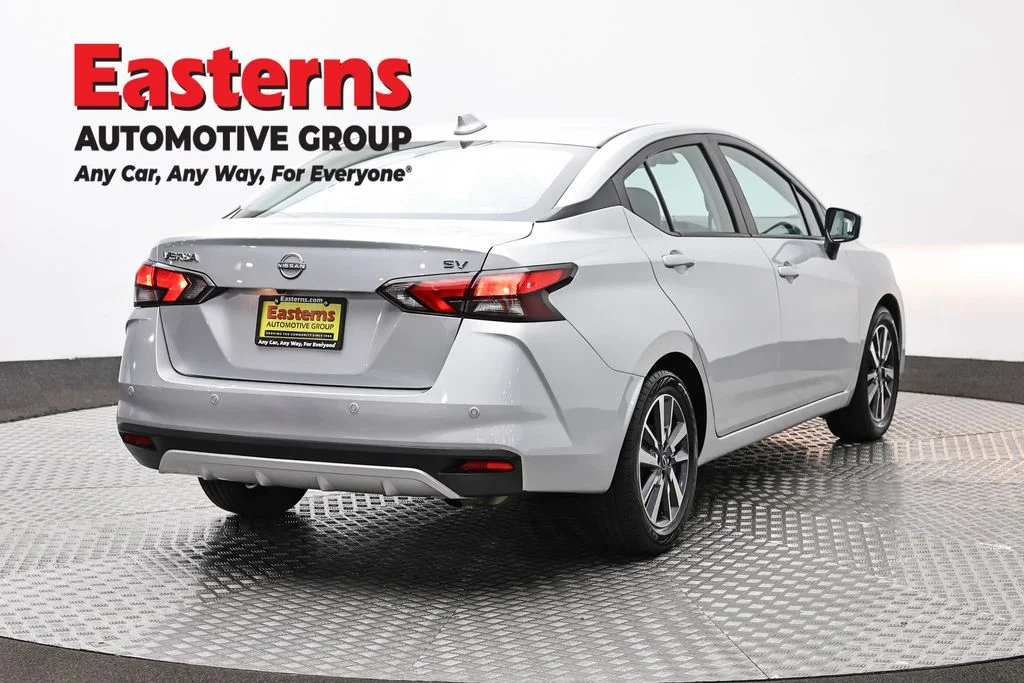 Used 2023 Silver Nissan 1.6 SV image 5