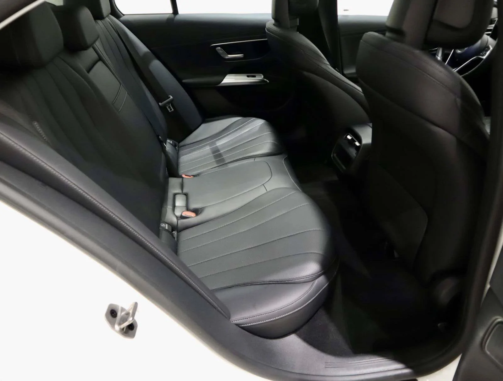 Used 2025 Polar White Mercedes-Benz E 350 image 14