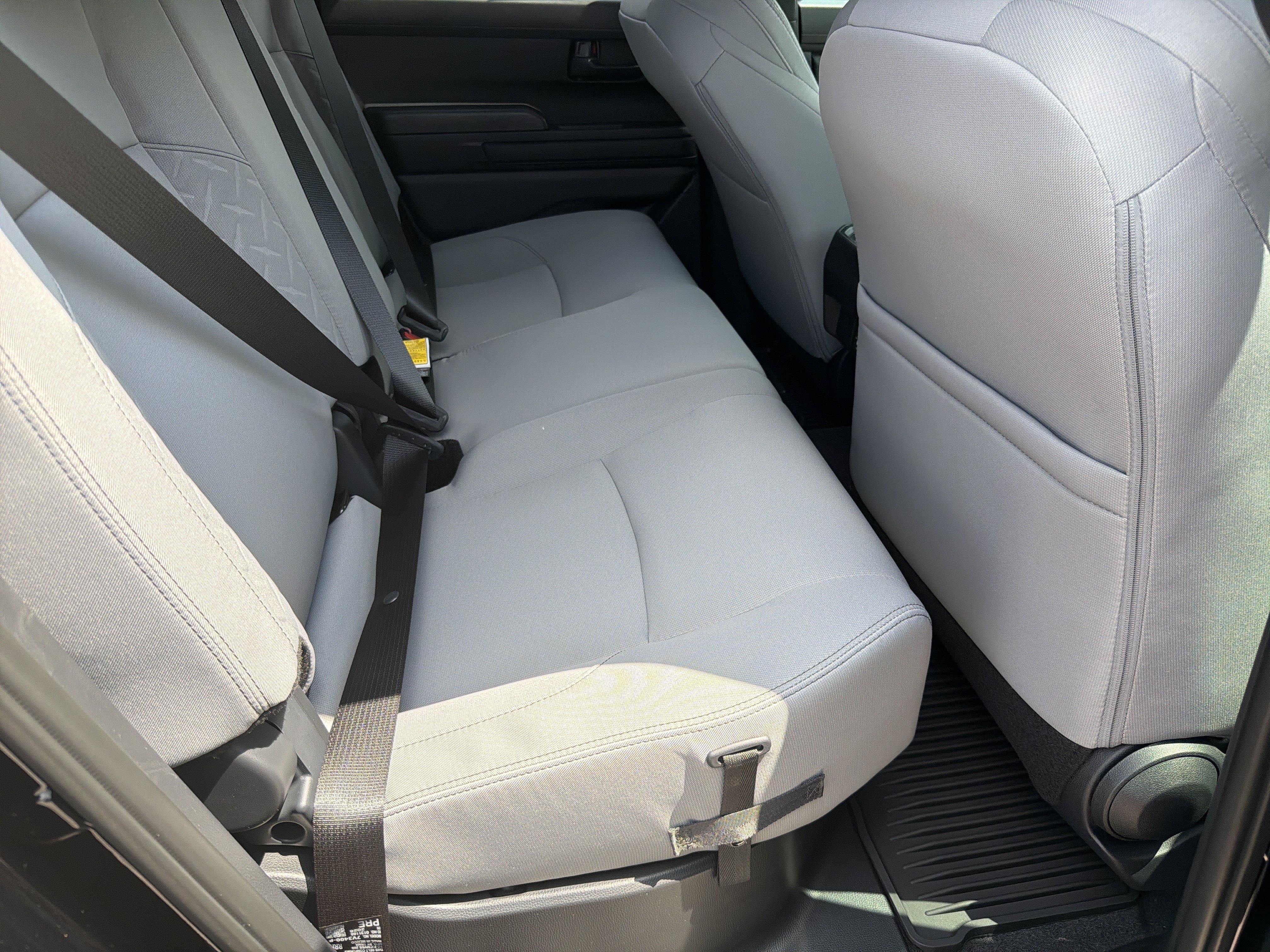 2026 Toyota Tacoma SR5 - Photo 15