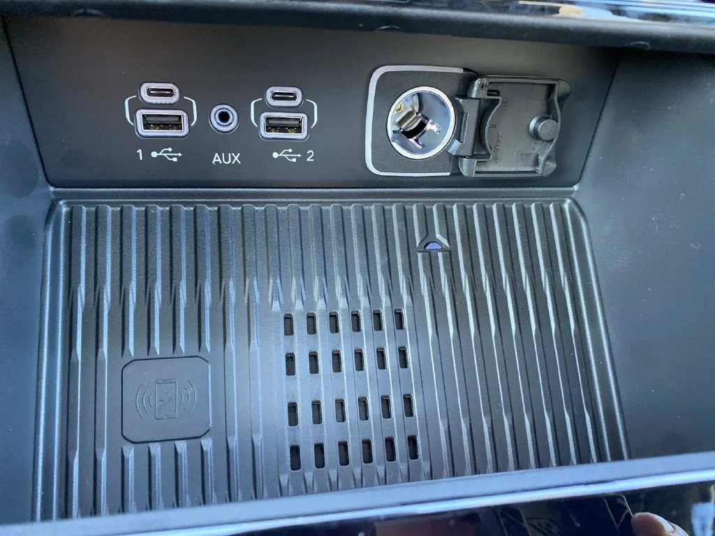 New 2027 Blue Jeep Limited Reserve image 13