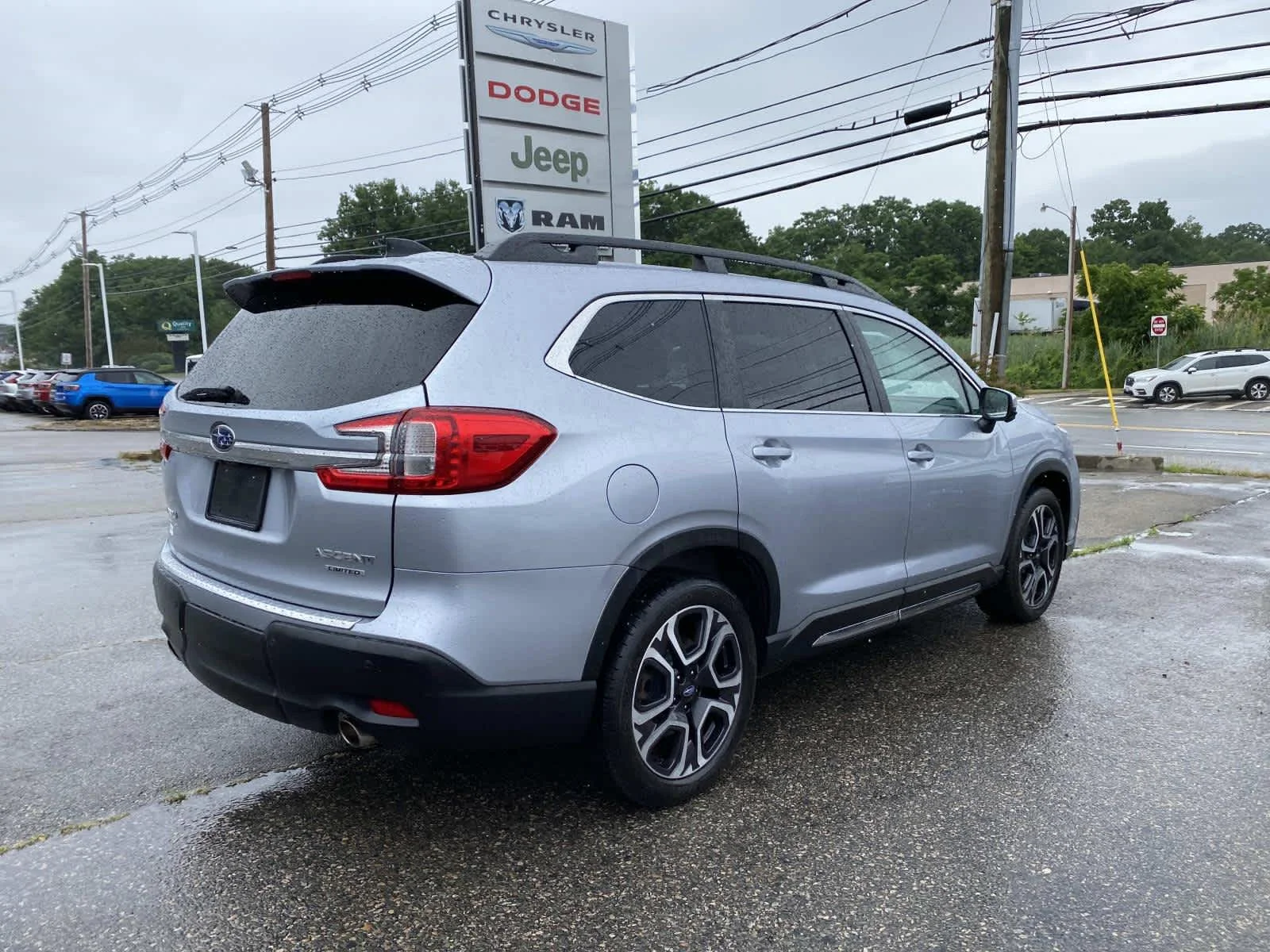 Certified Used 2023 Ice Silver Metallic Subaru Limited image 3