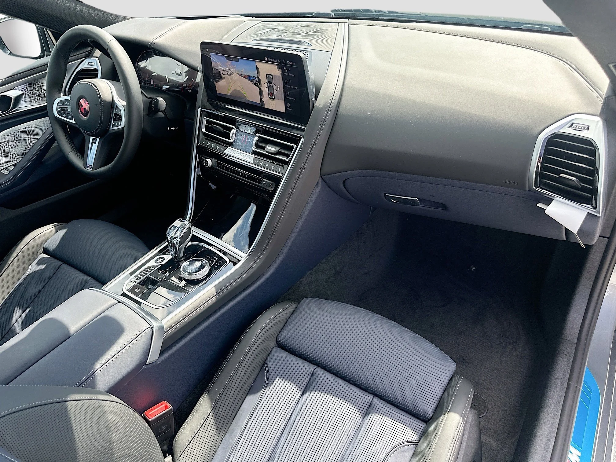 2026 BMW 8 Series 840i - Photo 24