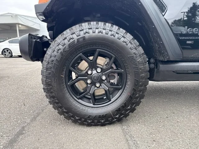 New 2026 Black Clear-Coat Exterior Paint Jeep Willys image 28