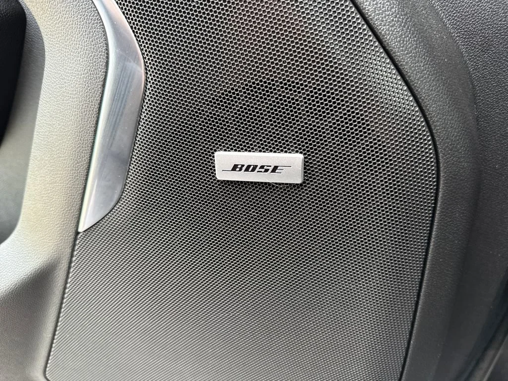 2024 GMC Yukon AT4 - Photo 35