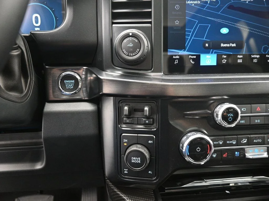 New 2026 Carbonized Gray Metallic Ford Lariat image 19