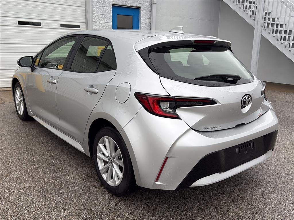 Used 2024 SILVER TOYOTA SE CVT image 4