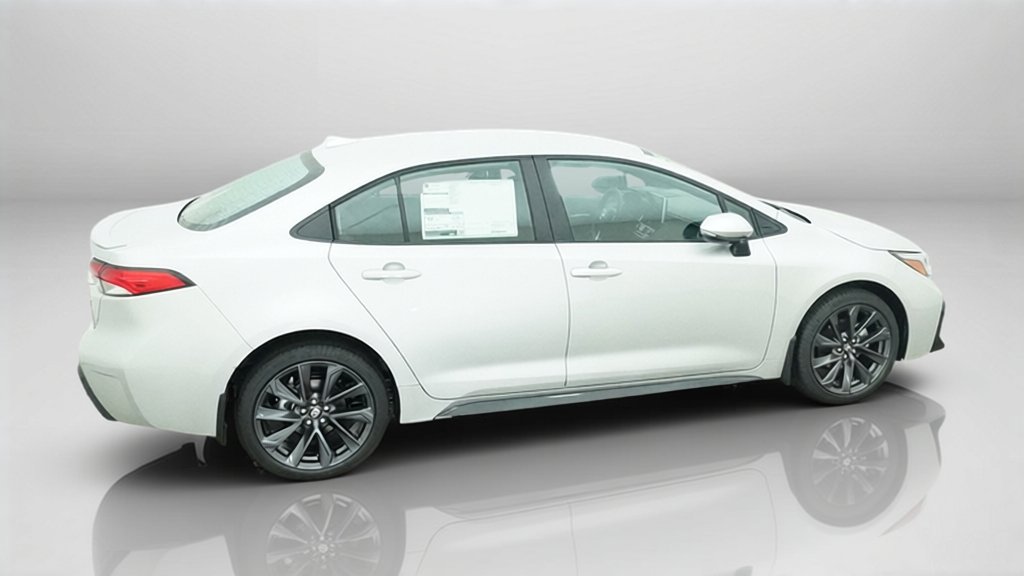 New 2027 Classic Silver Metallic Toyota SE image 8