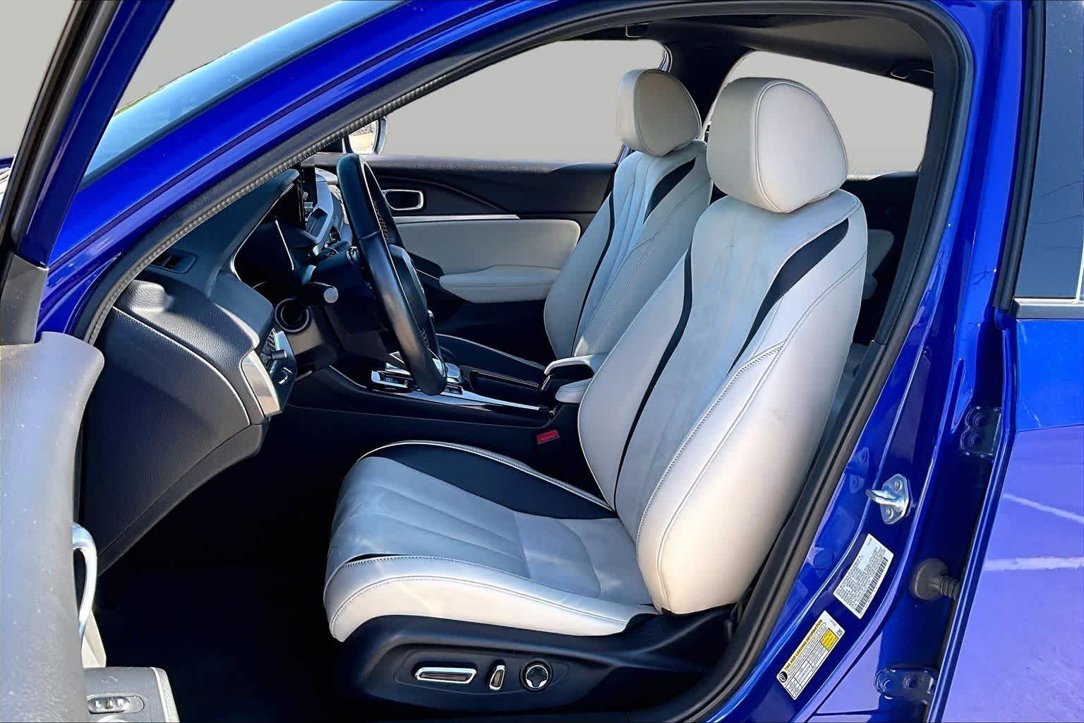 Used 2023 Apex Blue Pearl Acura w/A-Spec Technology Package image 8